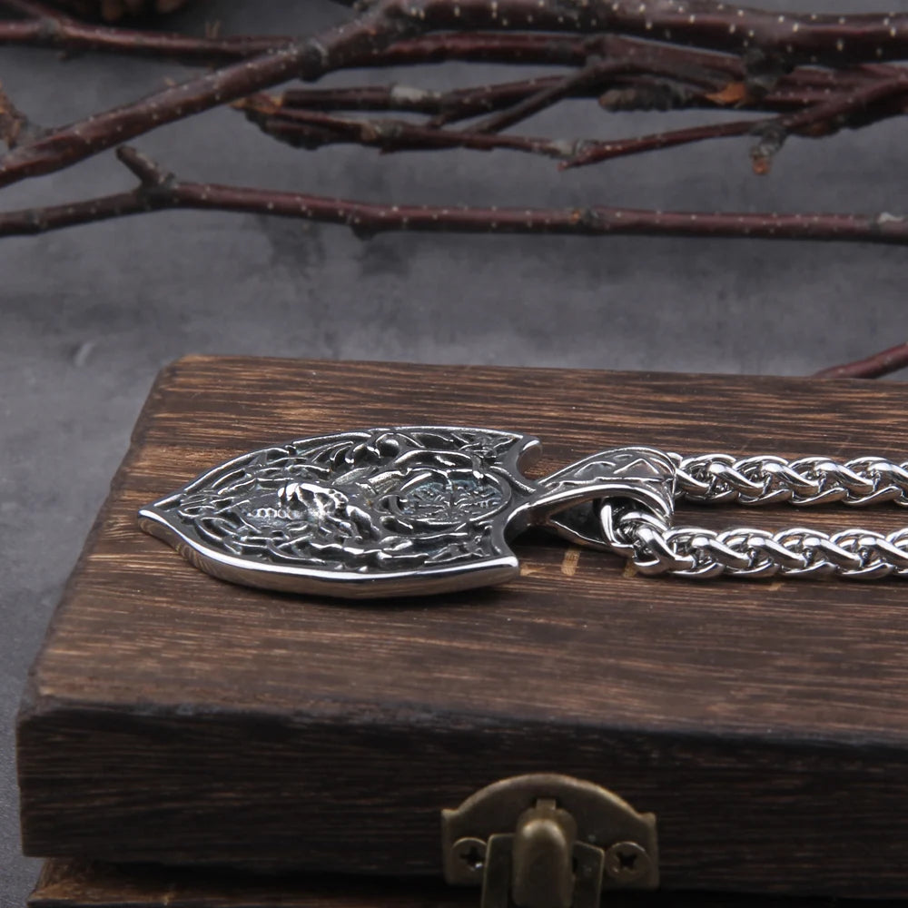 Eikthyrnir Pendant